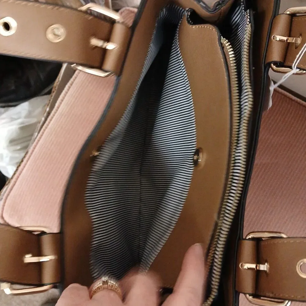 Gorgeous Light Brown Purse